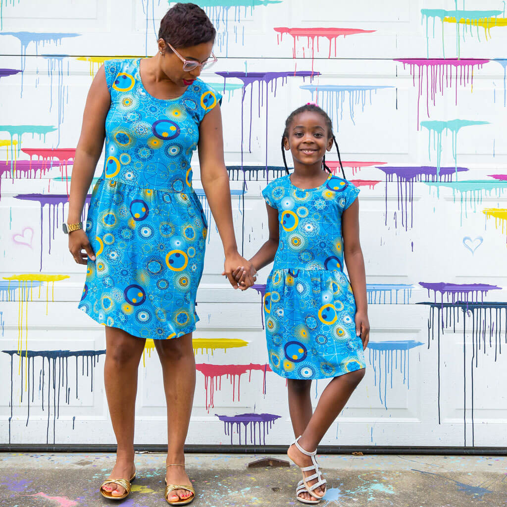 "Spin Cycle" Roulette Curves Cap Sleeve Dress with Pockets