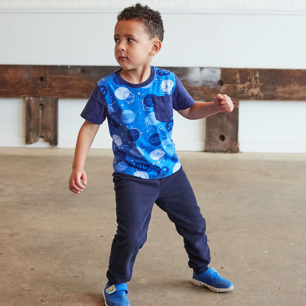 "Blueberry Pi" Math Dots Short Sleeve Pocket Tee