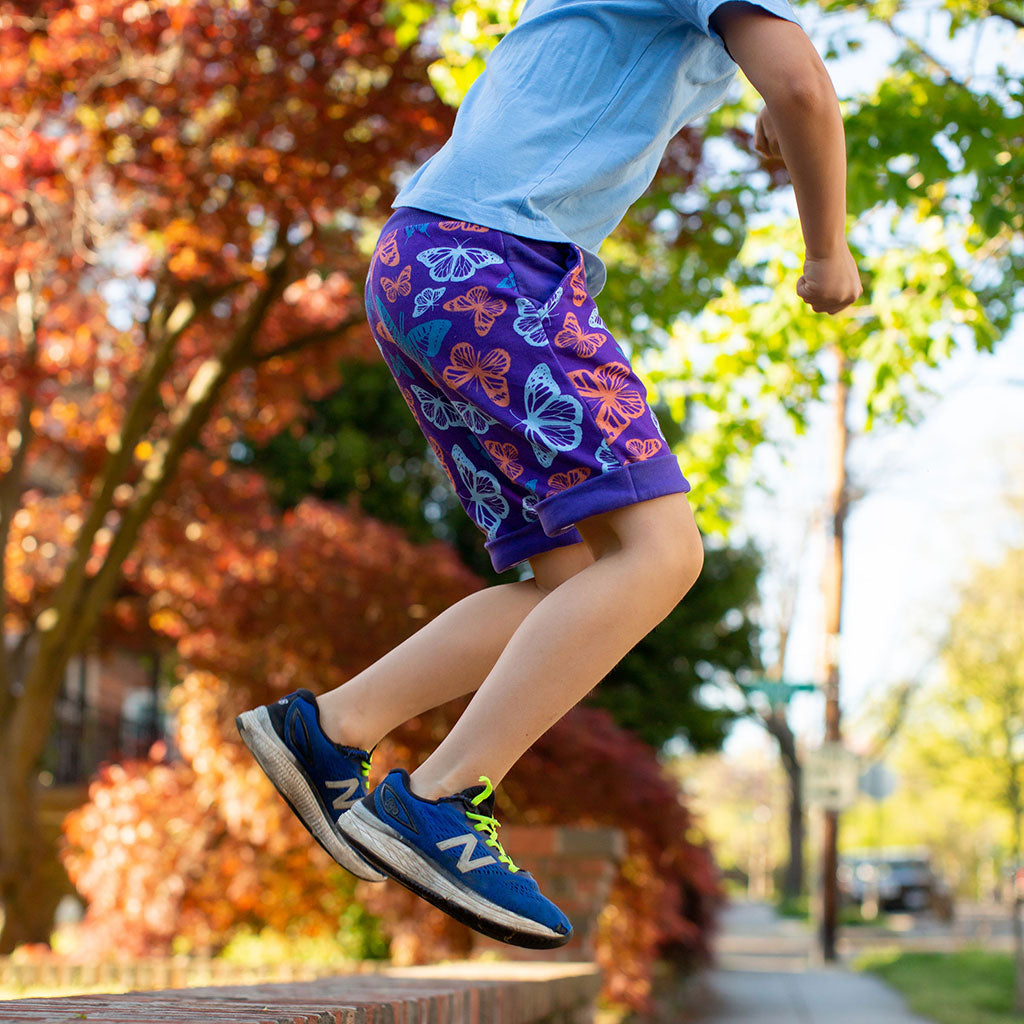 "Winging It" Butterflies Drawstring Cuffed Shorts with Pockets