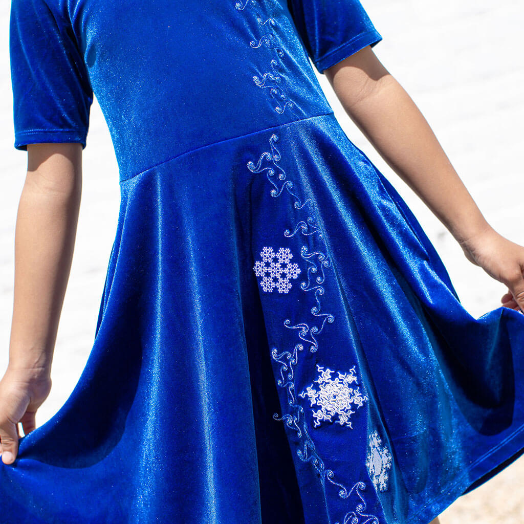 Frozen Fractals Ballerina Style Short Sleeve Dress with Pockets