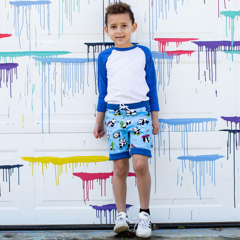 "Bamboo Grind" Skateboarding Pandas Drawstring Cuffed Shorts with Pockets