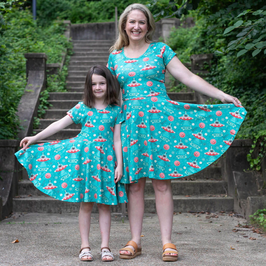 Adult "Beam Me Up, Kitty" Cats in Space Saucers Dress with Pockets