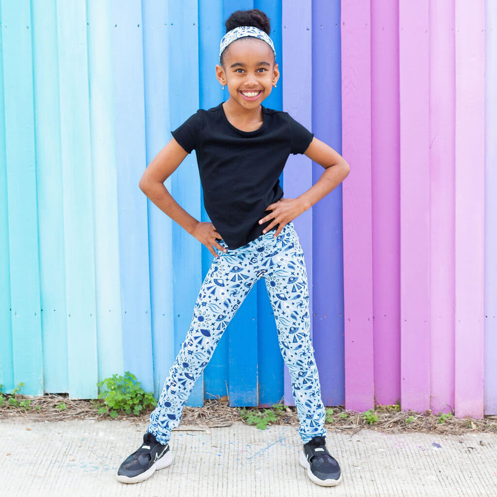 "Awesome Saucers" Aliens & Space Leggings with Pockets