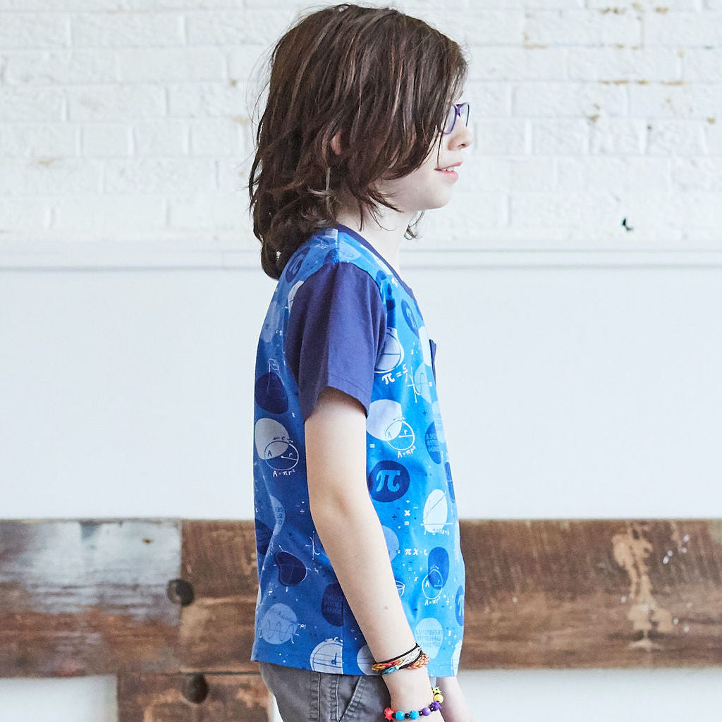 "Blueberry Pi" Math Dots Short Sleeve Pocket Tee