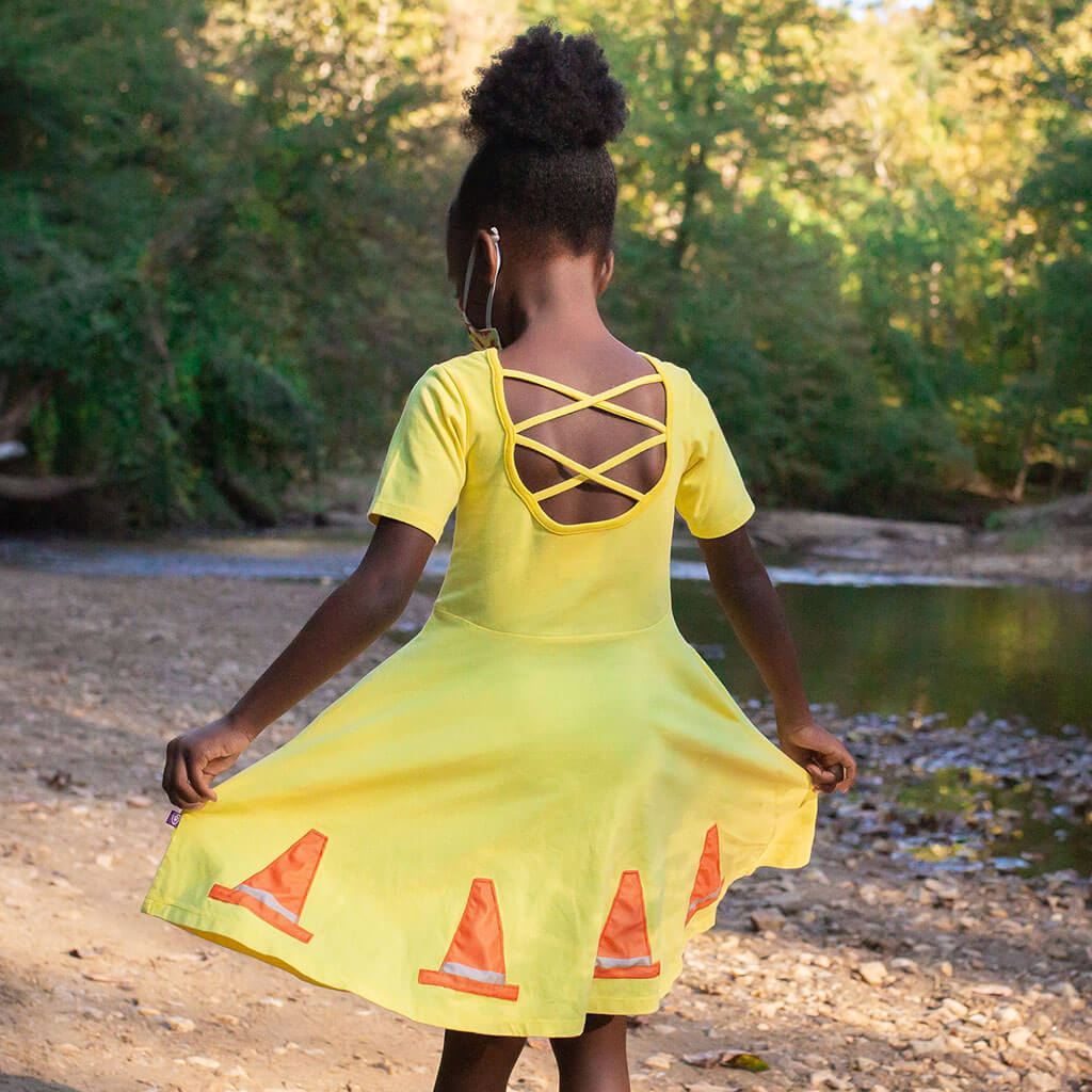 Big Bulldozer Ballerina Style Short Sleeve Dress with Pockets