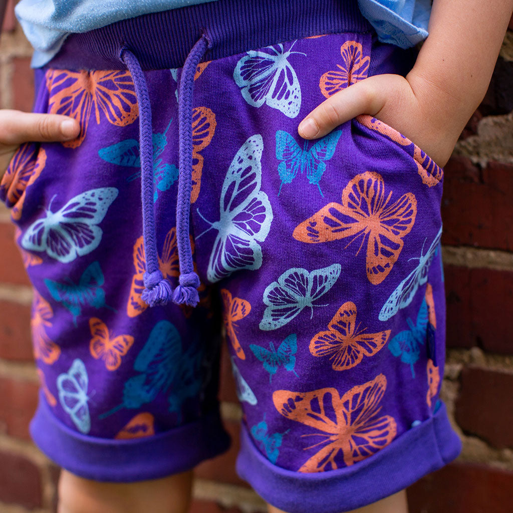 "Winging It" Butterflies Drawstring Cuffed Shorts with Pockets