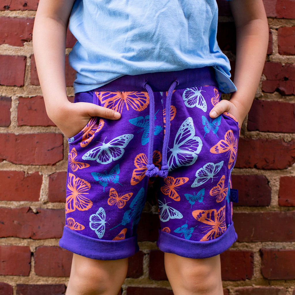 "Winging It" Butterflies Drawstring Cuffed Shorts with Pockets