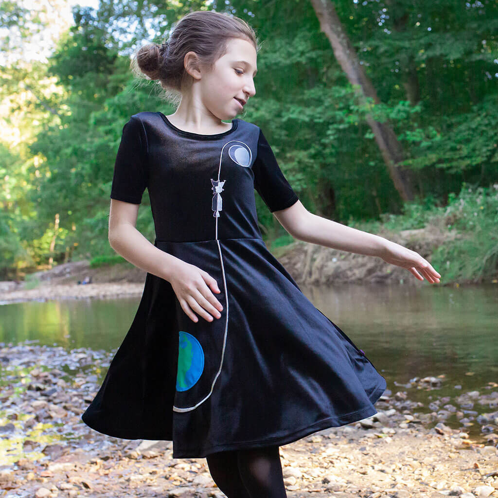 Apollo Moonshot Ballerina Style Short Sleeve Dress with Pockets