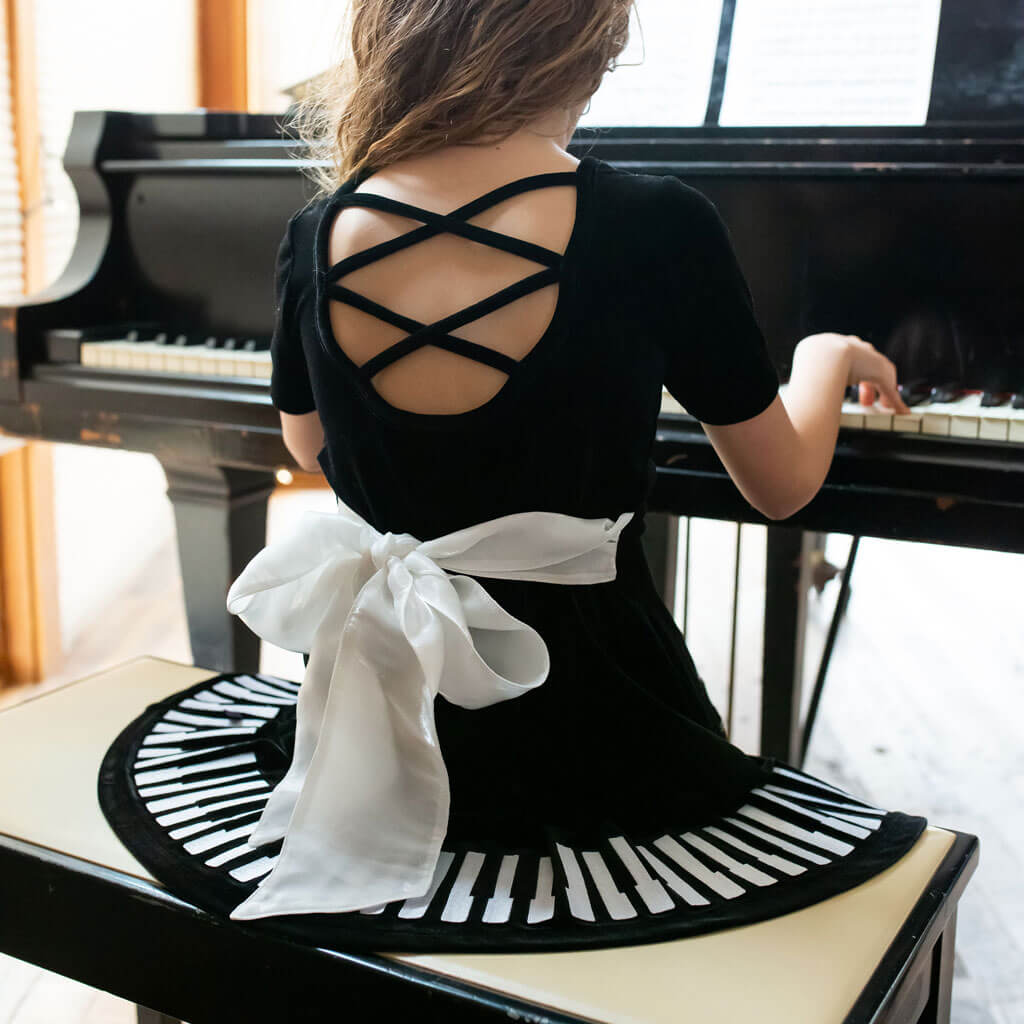 Piano Ballerina Style Short Sleeve Dress with Pockets