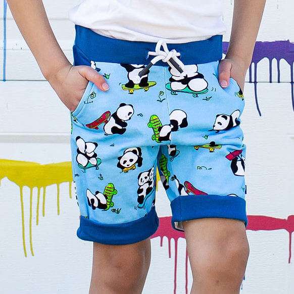 "Bamboo Grind" Skateboarding Pandas Drawstring Cuffed Shorts with Pockets